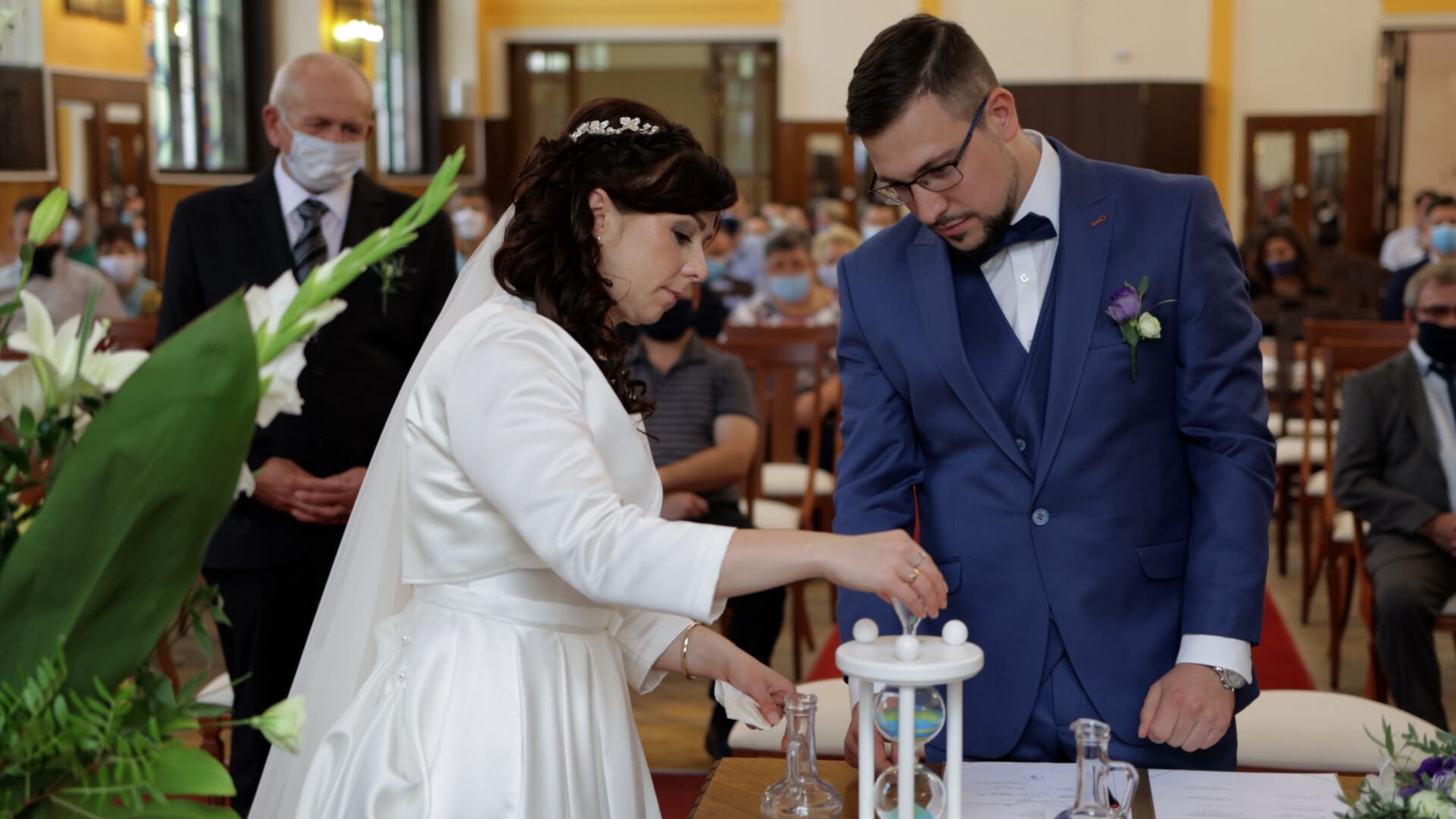 Gracza Zoltán esküvője Kecskeméten, a Hotel Három Gúnár Rendezvényházban szertartás Gracza Zoltán esküvője Kecskeméten, a Hotel Három Gúnár Rendezvényházban szertartás